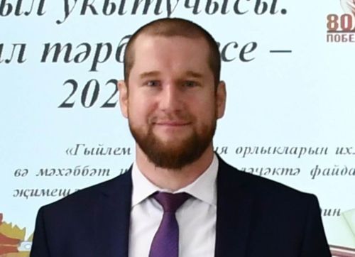 Имәнкискә мәктәбендә «Авыл укытучысы. Авыл тәрбиячесе» дигән темага конкурс үтте