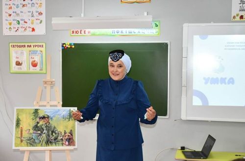 Имәнкискә мәктәбендә «Авыл укытучысы. Авыл тәрбиячесе» дигән темага конкурс үтте
