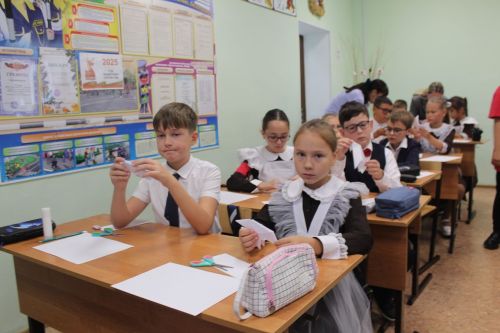 Лаишевские гимназисты почтили память погибших в результате террористических актов