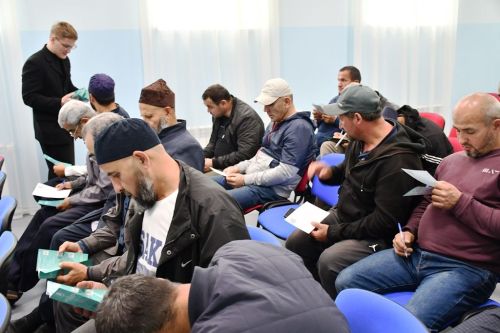 Рабочая встреча с иностранными гражданами в Лаишево