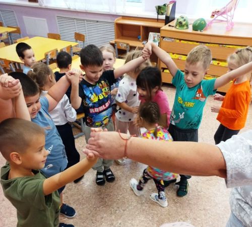 Яркое осеннее веселье  в Никольском СДК
