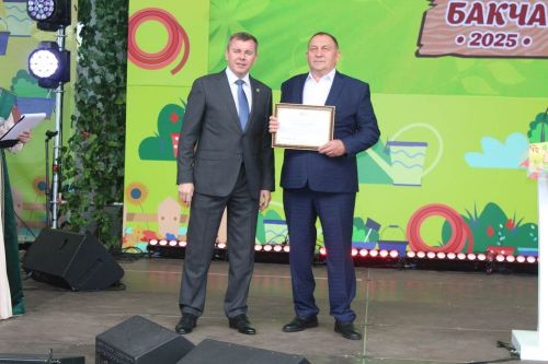 Лаеш районы бакчачылары үзләренең иң яхшы продукциясен тәкъдим иттеләр