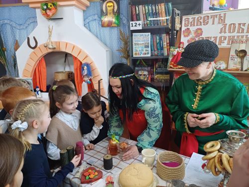 Литературная встреча «Как-то раз, под вечерок…» в Центральной детской библиотеке