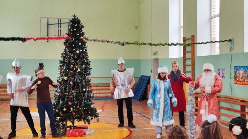 Новогодний праздник в Лаишевском районе подарил детям волшебство и радость