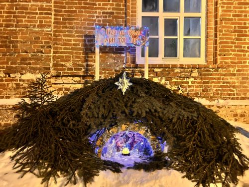 Лаишевские храмы встретили Рождество Христово торжественными богослужениями