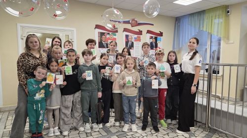 В Лаишевском районе провели волшебный мастер‑класс по созданию новогодних открыток