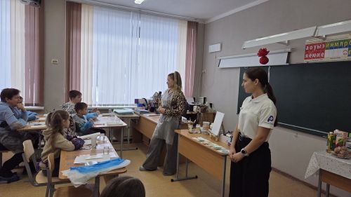 В Лаишевском районе провели волшебный мастер‑класс по созданию новогодних открыток