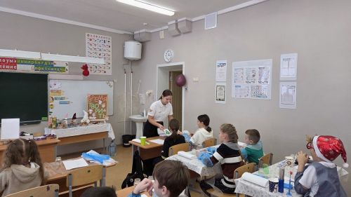 В Лаишевском районе провели волшебный мастер‑класс по созданию новогодних открыток