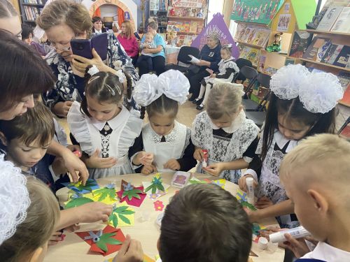 Литературный праздник «Золотая осень жизни» в Центральной детской библиотеке Лаишева
