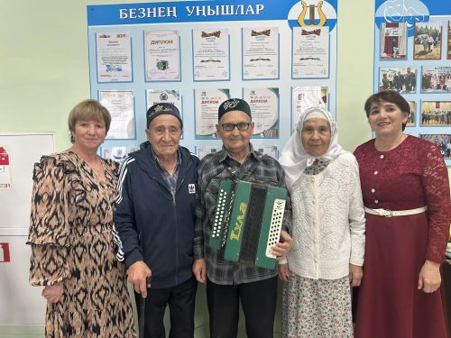 «Көзләр җитте дип моңайма, көз — ул табигатьнең иң бай, иң зирәк чагы...»