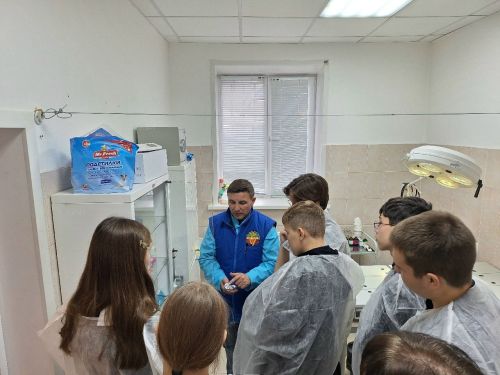 Школьники Лаишево примерили роль Айболита