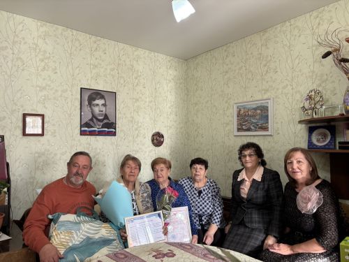 Легенда Лаишевского техникума Людмила Шипилова отмечает 95-летний юбилей