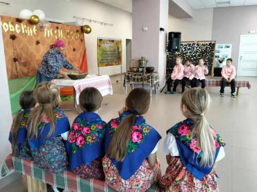 как Покровские посиделки в Орловском связали старинные обычаи и сегодняшний день