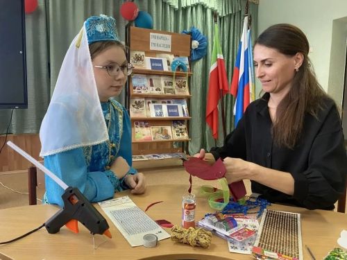 Именьковская школа воссоздала «Культурный код» через искусство кокошника