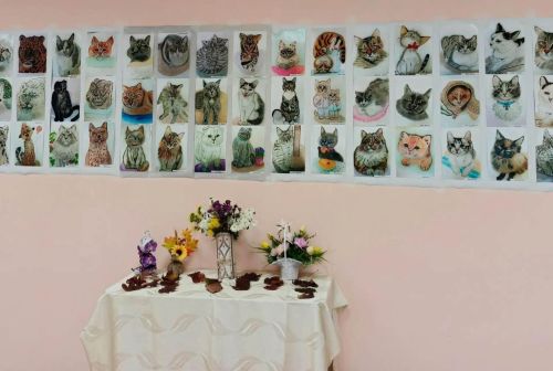 Лаешта Өлкәннәр ункөнлеген картиналар күргәзмәсе һәм эшләпә балы белән билгеләп үттеләр