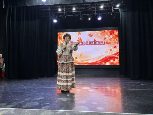 В районном ДК чествовали старшее поколение