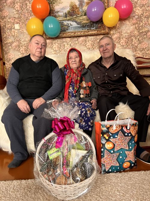 В Лаишево поздравили 101-летнюю труженицу тыла
