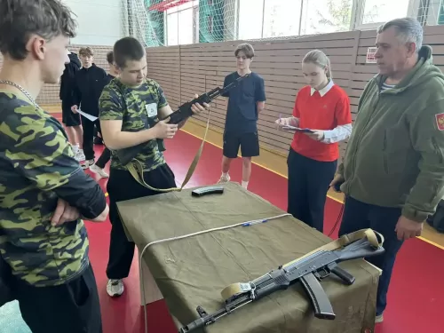 Военно-спортивная игра «Равнение на Героев» прошла в селе Усады