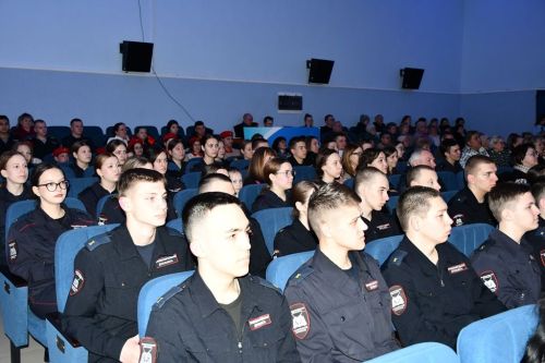 Духовой оркестр выступил перед жителями и гостями Лаишева