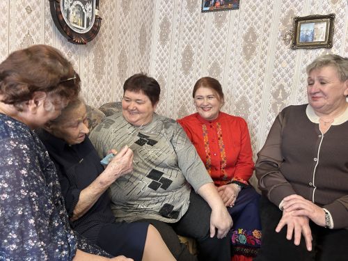 В Дятлово чествуют столетнюю труженицу тыла Марию Сафронову