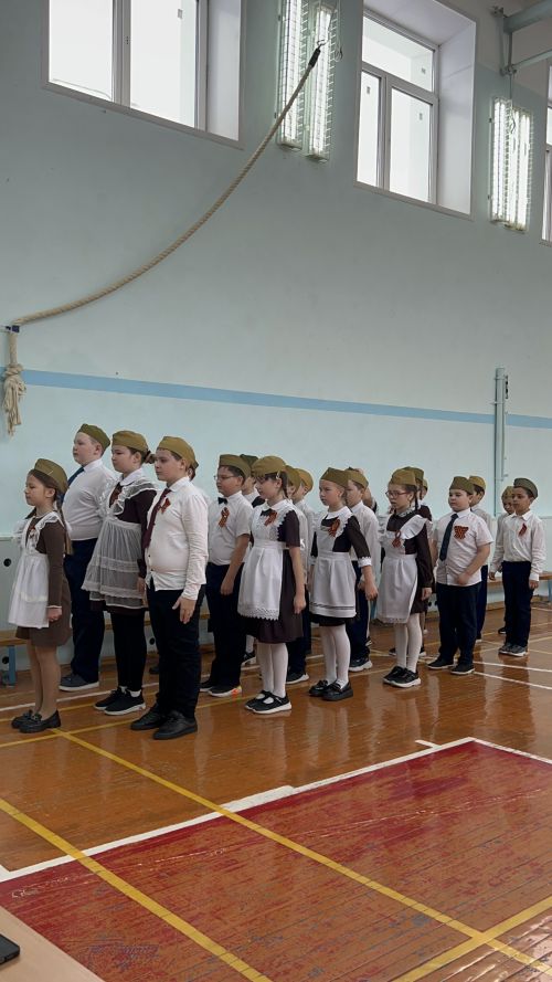 «Смотр строя и песни» в Лаишевской гимназии №1: дисциплина и патриотизм в унисон