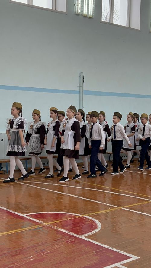 «Смотр строя и песни» в Лаишевской гимназии №1: дисциплина и патриотизм в унисон