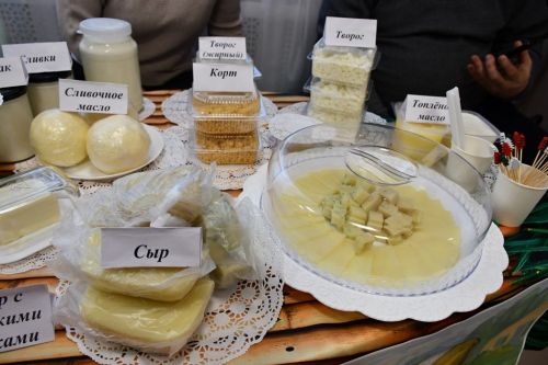 В Орловском сельском доме культуры — замечательная выставка