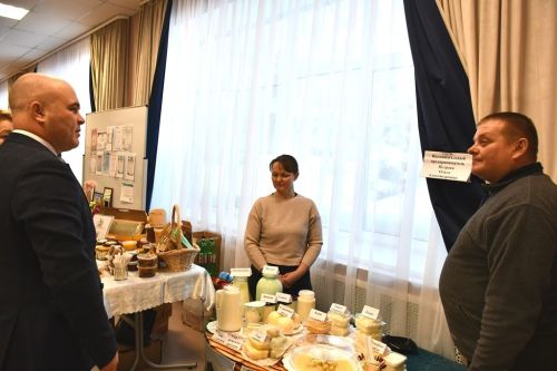 В Орловском сельском доме культуры — замечательная выставка