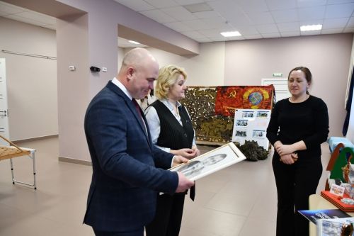 В Орловском сельском доме культуры — замечательная выставка