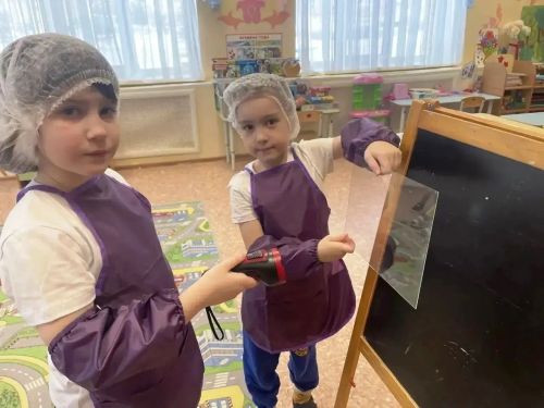 Часы науки для школьников: в «Рябинке» не учат — исследуют