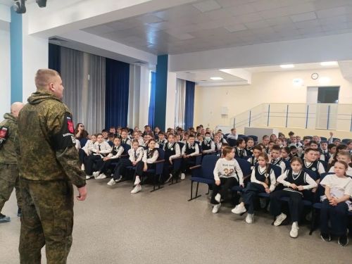 Учащиеся Лаишевского района познакомились с военными полицейскими