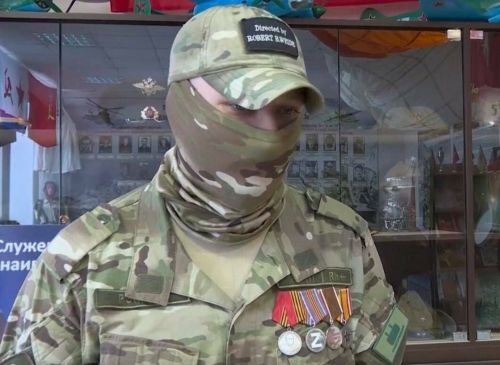 Нам нужен мир.  Ради этой цели готов продолжать службу