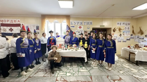 Столбище мәктәбендә халыклар бәйрәме узды