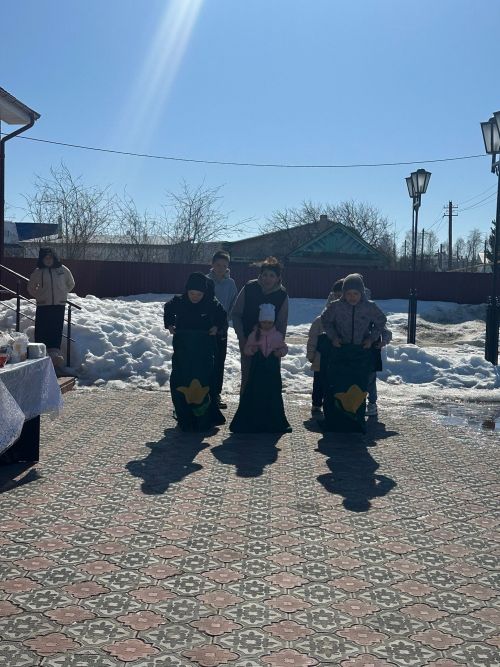 Жители села Пелево Лаишевского района весело встретили весну