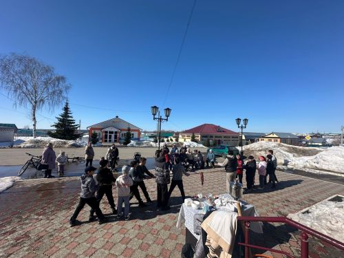 Жители села Пелево Лаишевского района весело встретили весну