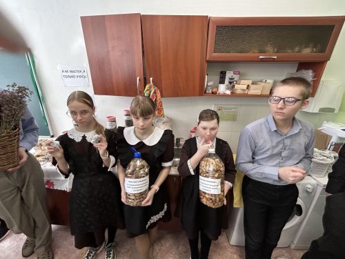 Школа-интернат слабовидящих детей: патриотизм и трудолюбие в действии