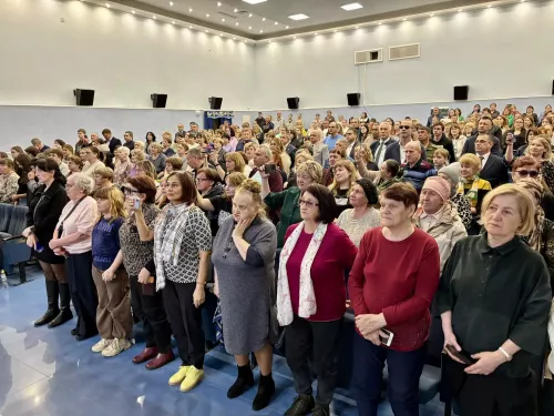 Когда сцена становится опорой: «Живи, Страна!» в ДК Лаишево.