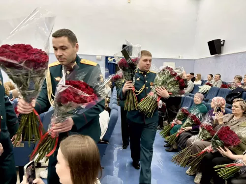 Когда сцена становится опорой: «Живи, Страна!» в ДК Лаишево.