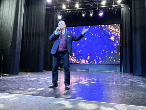 Когда сцена становится опорой: «Живи, Страна!» в ДК Лаишево.