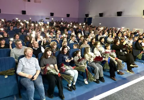 Когда сцена становится опорой: «Живи, Страна!» в ДК Лаишево.