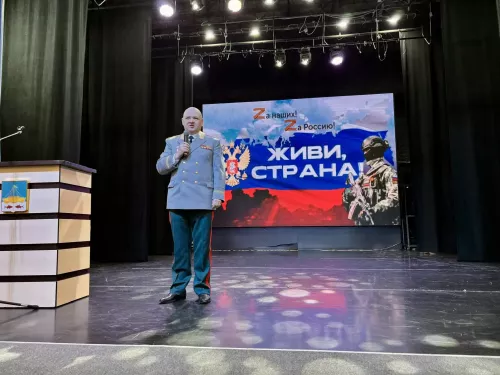 Когда сцена становится опорой: «Живи, Страна!» в ДК Лаишево.