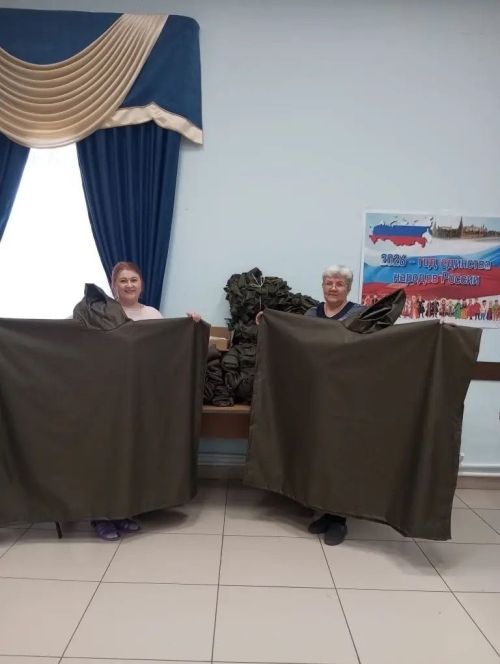 Сельский клуб из Рождествено отправил бойцам более двух десятков единиц гуманитарной помощи