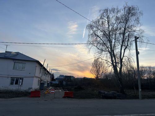В Лаишево началось благоустройство дворовой территории