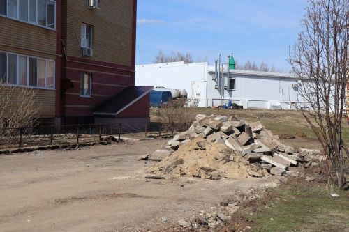 В Лаишеве продолжают благоустраивать территории по программе «Наш двор»