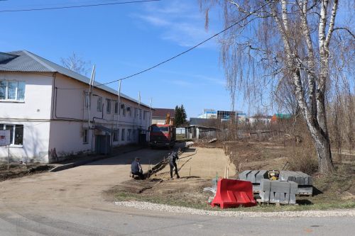 В Лаишеве продолжают благоустраивать территории по программе «Наш двор»