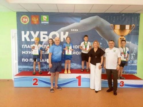Лаеш йөзүчеләренең медальләр сандыгы алтын һәм бронза белән тулыланды