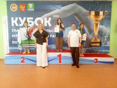 Лаеш йөзүчеләренең медальләр сандыгы алтын һәм бронза белән тулыланды