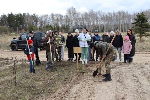 В Лаишевском районе высадили «Сад памяти»