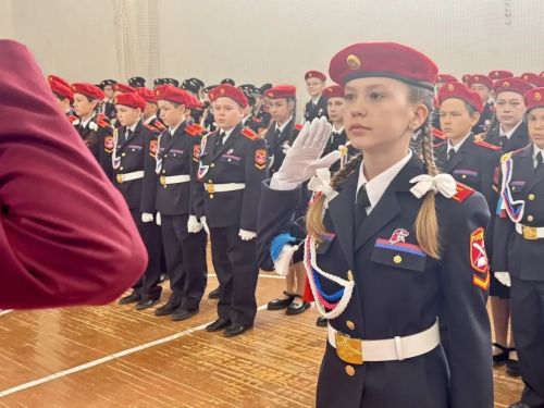 Торжественная присяга в строю кадетов