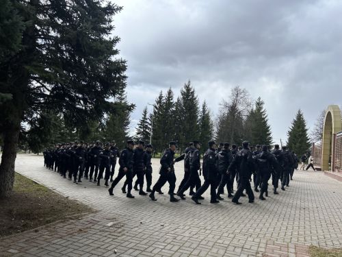 Подготовка в парке Победы к параду в честь Дня Победы в Лаишево